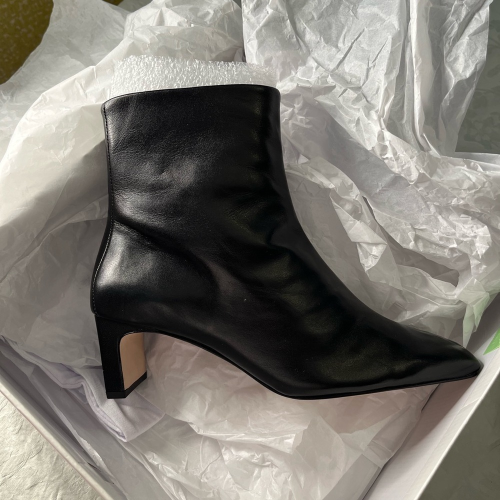 SCHUTZ Liliane Bootie Black Leather US 7.5